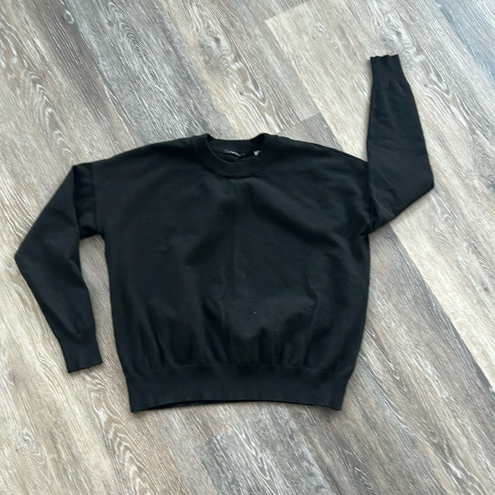 Black boxy sweater from Tahari